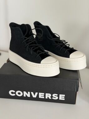 Converse Platform Sneakers Black Suede Size 5 NWT